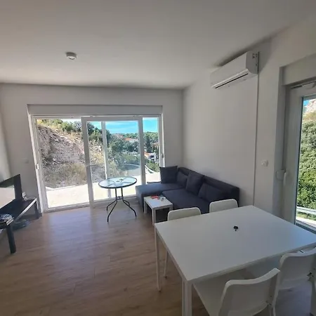 Sea Wiev One Bedroom With Free Parking *